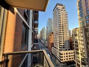 255 E 49th ST. in New York, NY - Foto de edificio - Building Photo