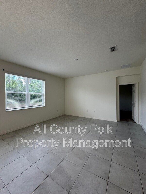 7163 Cruz Ct in Lakeland, FL - Building Photo - Building Photo