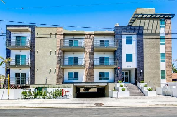 MODERNO Apartments East in North Hollywood, CA - Building Photo - Building Photo