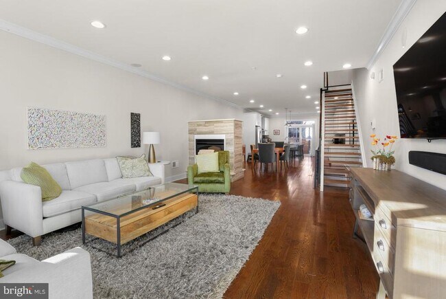 2218 E Fletcher St in Philadelphia, PA - Building Photo - Building Photo
