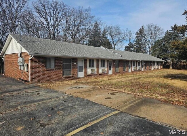 property at 1001 Brickyard Rd