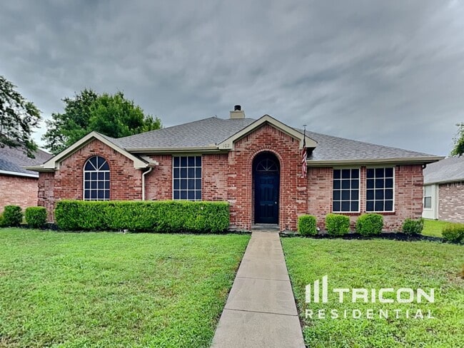 102 Oak Hollow Ln