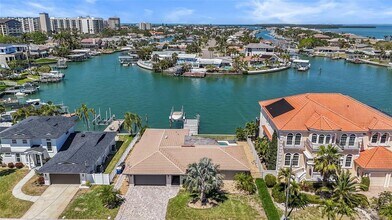 340 Palm Island NE in Clearwater, FL - Building Photo - Building Photo