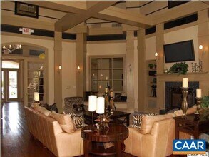 725 Denali Way-Unit -101 in Charlottesville, VA - Building Photo - Building Photo