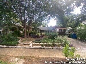 114 Armour Pl in San Antonio, TX - Building Photo