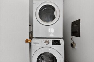 360 E Randolph St in Chicago, IL - Building Photo - Building Photo