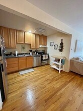 3055 N Sheffield Ave in Chicago, IL - Building Photo - Building Photo