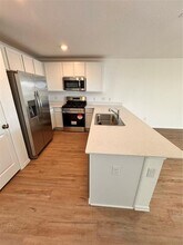 1315 Millers Pass Dr in Rosenberg, TX - Foto de edificio - Building Photo
