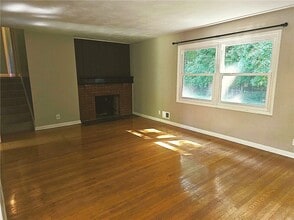 354 Marsh Rd in Pittsford, NY - Building Photo - Building Photo