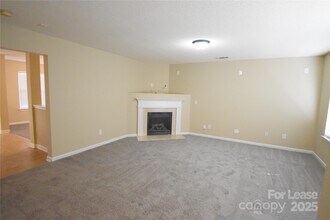 7704 Aragorn Ln in Charlotte, NC - Building Photo - Building Photo