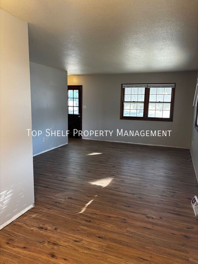 500 Hart Ave in Des Moines, IA - Building Photo - Building Photo
