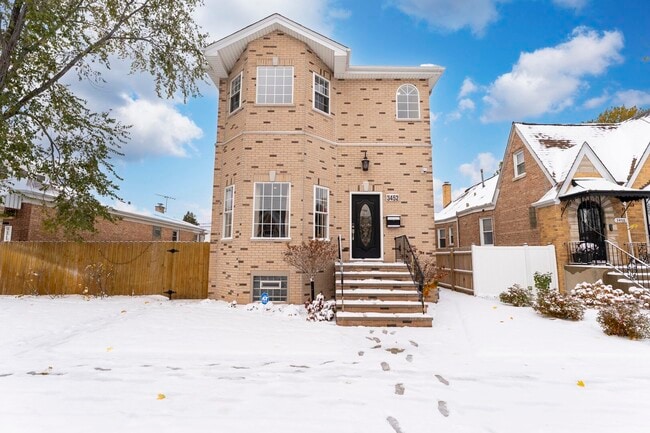 property at 3452 N Newcastle Ave