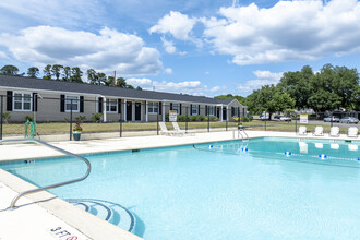 Georgetown Villas in North Augusta, SC - Foto de edificio - Building Photo