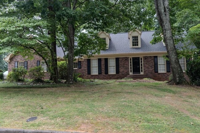 property at 2858 Livsey Dr