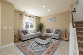 10687 Walton Park Dr in Reno, NV - Building Photo - Building Photo