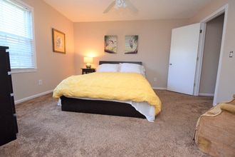 617 Plymouth Dr in Wilmington, NC - Building Photo - Building Photo