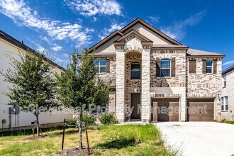 308 Rustic Springs in Universal City, TX - Foto de edificio - Building Photo