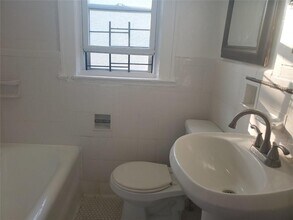 114 Lincoln Ave-Unit -1st Floor in New Rochelle, NY - Building Photo - Building Photo