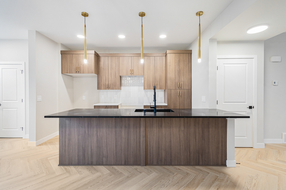 201 Kinglet Blvd in Edmonton, AB - Building Photo