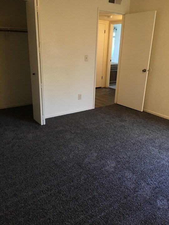 4313 N Emerson Ave in Fresno, CA - Building Photo