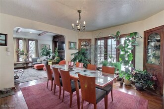 3665 Glencairn Rd, Unit 2 in Shaker Heights, OH - Building Photo - Building Photo