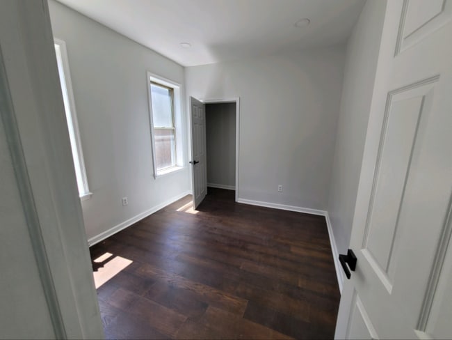 property at 118 N 52nd St