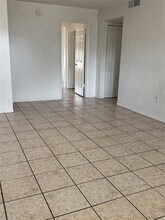 828 Sky Lake Cir in Orlando, FL - Building Photo - Building Photo