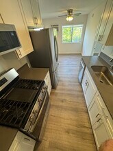 3725 Glendon Ave, Unit 207 in Los Angeles, CA - Building Photo - Building Photo