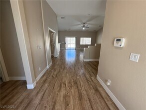 1066 Otto Ridge Ct in Henderson, NV - Building Photo - Building Photo