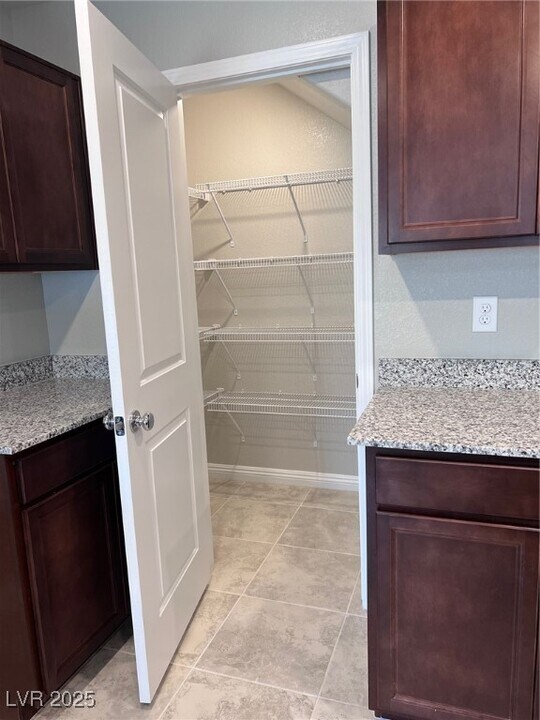 2990 Saltillo Ln in Las Vegas, NV - Building Photo