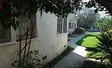 11661 Magnolia Blvd in North Hollywood, CA - Building Photo - Building Photo