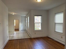 14 Creighton St, Unit 2 in Boston, MA - Building Photo - Building Photo