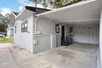 8213 N Elmer St in Tampa, FL - Building Photo - Building Photo