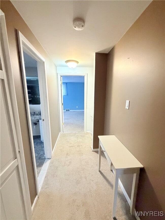 property at 79 E Toulon Dr