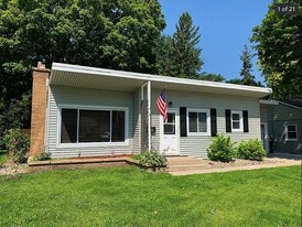 1128 Highland Ave in Mankato, MN - Building Photo