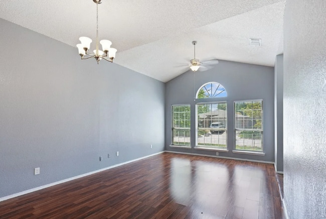 7953 Gardengate Ln in Fort Worth, TX - Building Photo - Building Photo