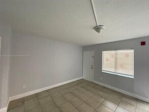 2330 NW 11th St in Miami, FL - Building Photo - Building Photo