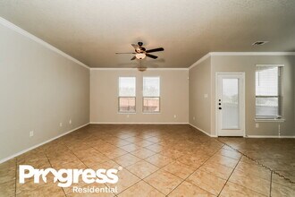 340 Buckboard Ln in Cibolo, TX - Building Photo - Building Photo