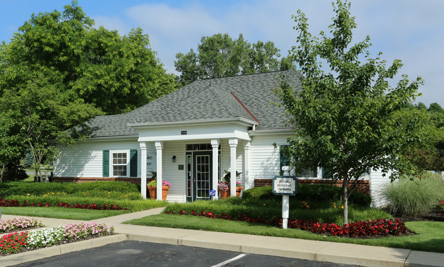 The Cove at Cooper Lakes in Westerville, OH - Building Photo - Building Photo