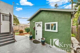 215 Central Ave in Vallejo, CA - Building Photo