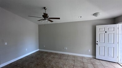 164 Julie Ln in Auburndale, FL - Building Photo - Building Photo