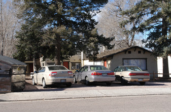 110 Iowa Ave in Colorado Springs, CO - Building Photo - Building Photo