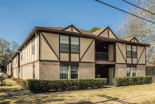 645-685 E Lavaca St Apartments