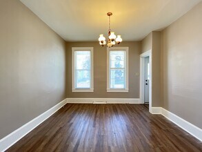 2636 Jackson St in Dubuque, IA - Building Photo - Building Photo