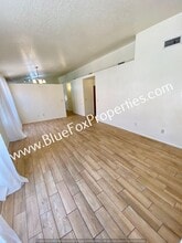 4692 W Knollside St in Tucson, AZ - Foto de edificio - Building Photo