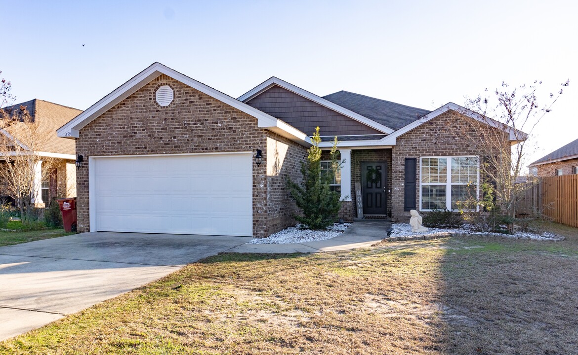 659 Teal St in Crestview, FL - Building Photo