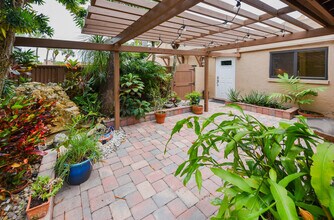 6548 Patio Ln in Boca Raton, FL - Building Photo - Building Photo