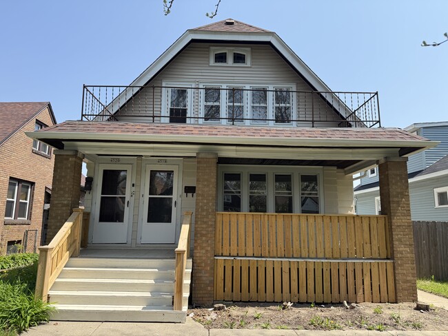 property at 4518 W Medford Ave