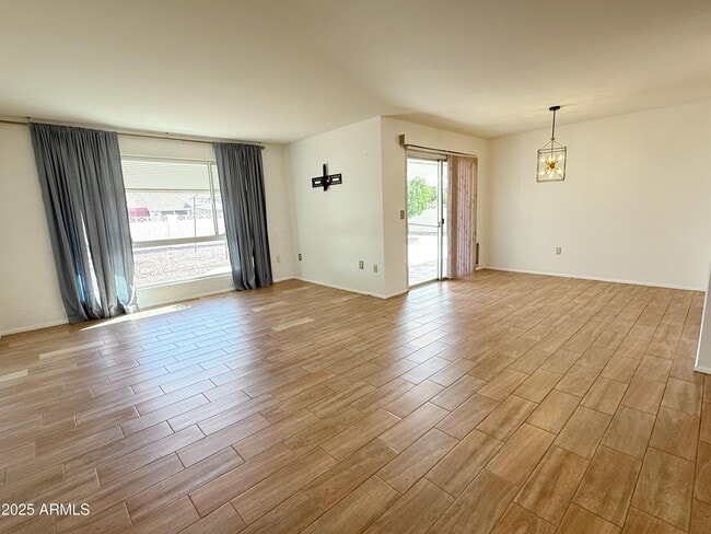 10223 W Andover Ave in Sun City, AZ - Building Photo - Building Photo