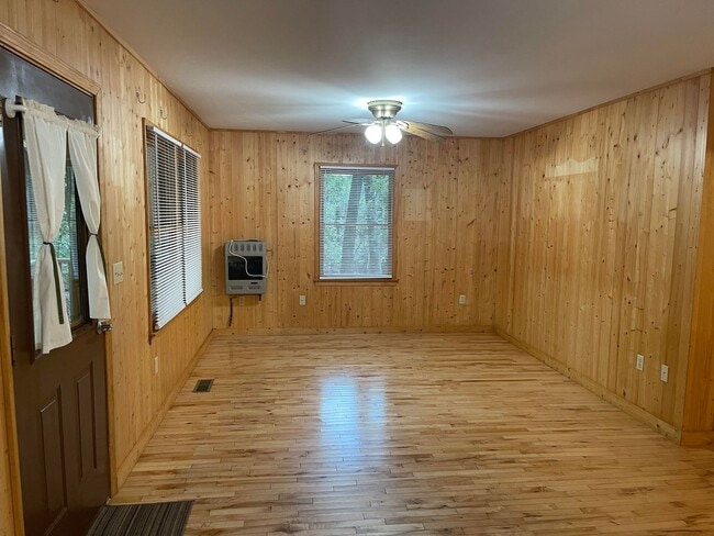 42 Briar Patch Ln in Brevard, NC - Building Photo - Building Photo